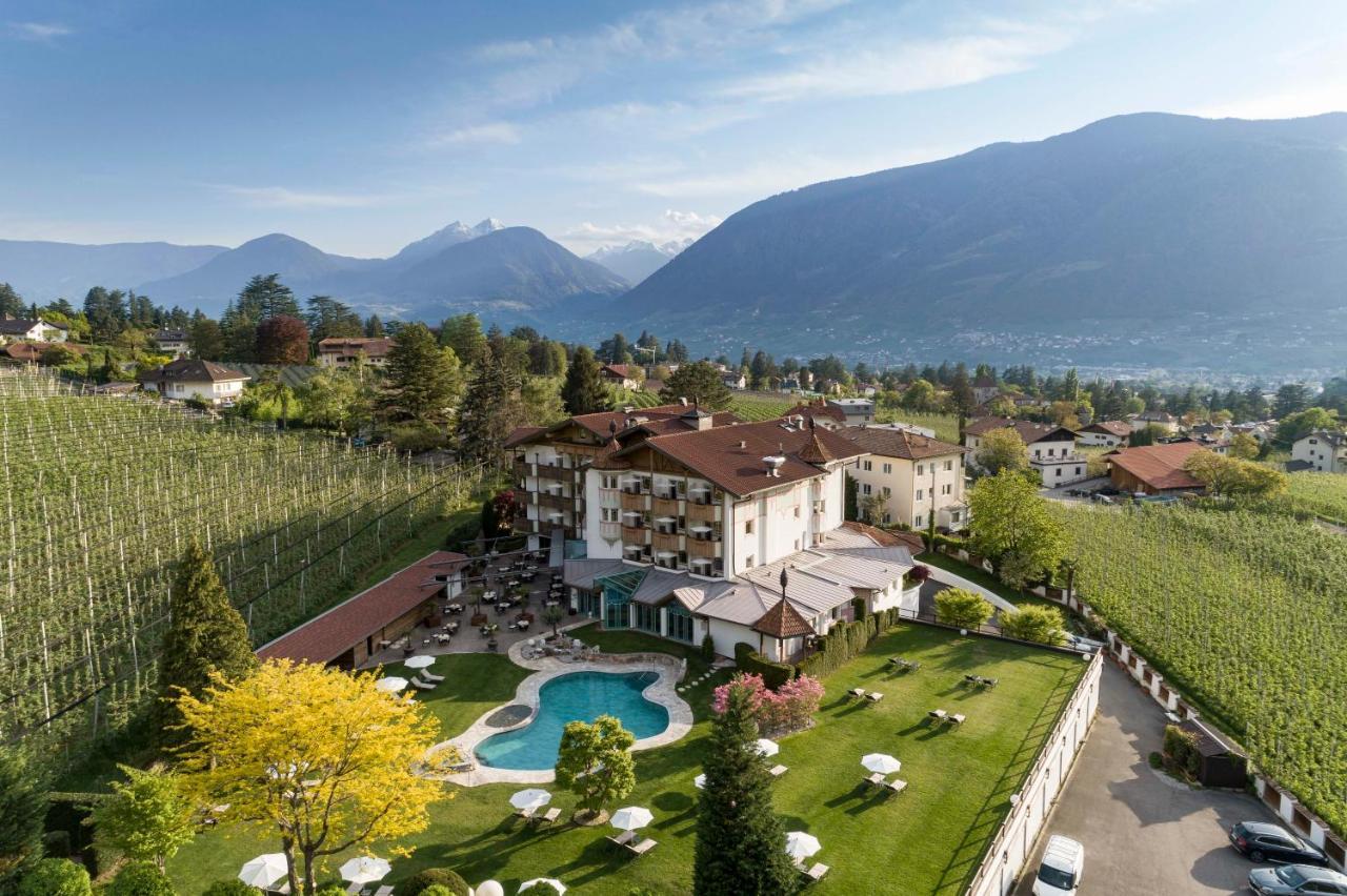 Hotel Burggräflerhof Merano Exteriör bild