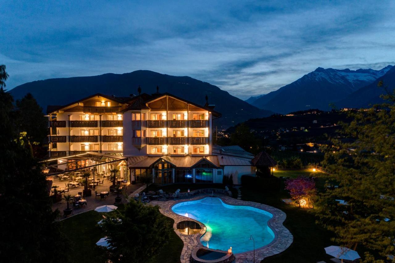 Hotel Burggräflerhof Merano Exteriör bild