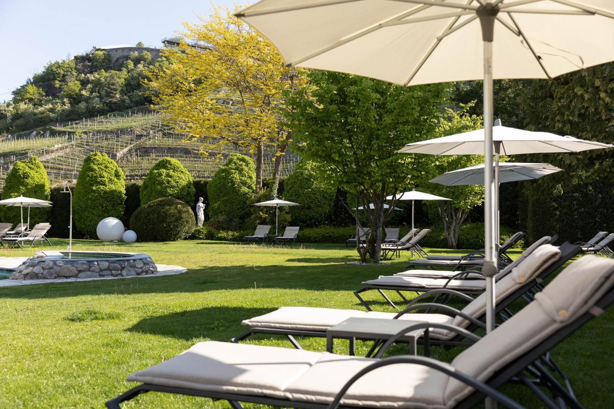 Hotel Burggräflerhof Merano Exteriör bild