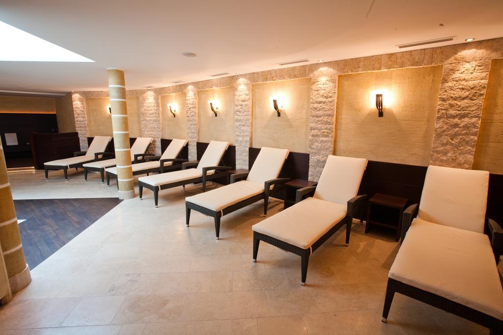 Hotel Burggräflerhof Merano Exteriör bild